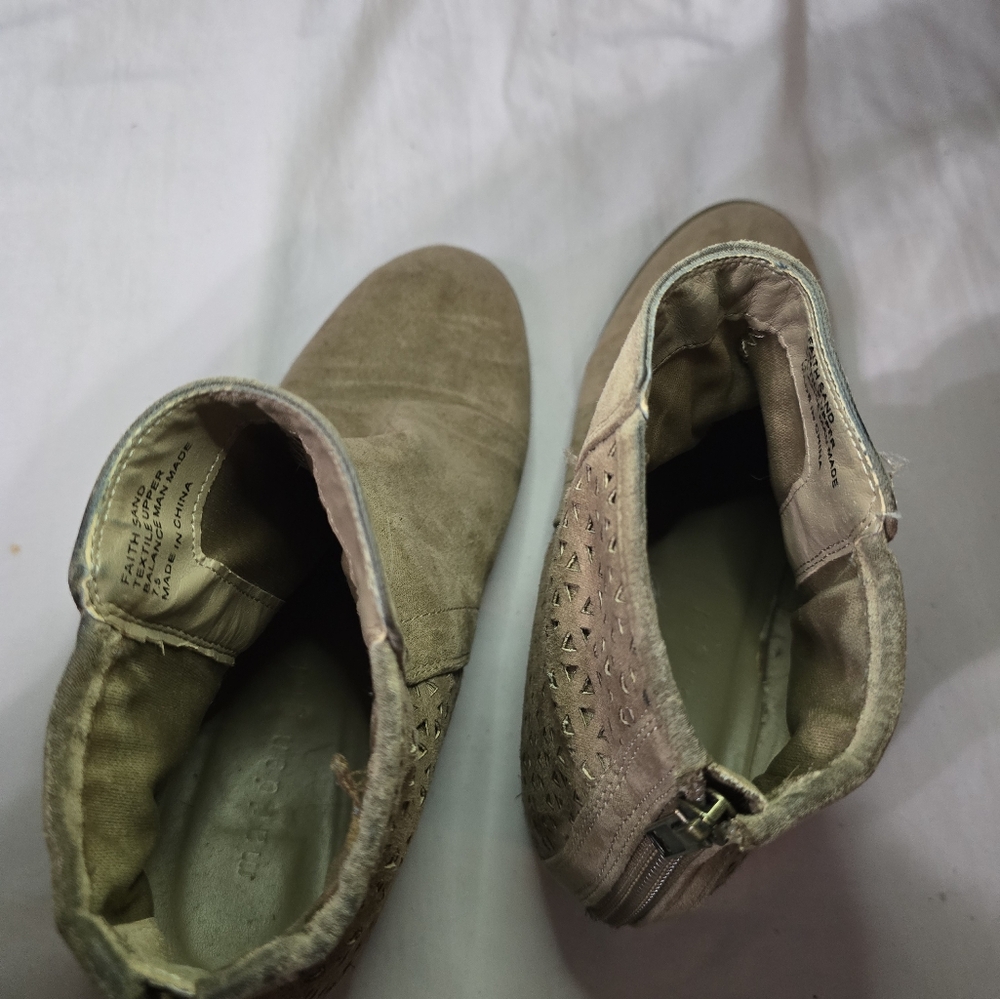 Booties - Picture 6 of 6